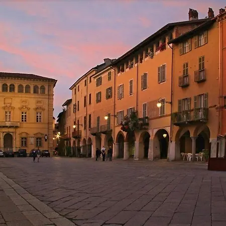 Luminoso Spazio Al Piazzo *